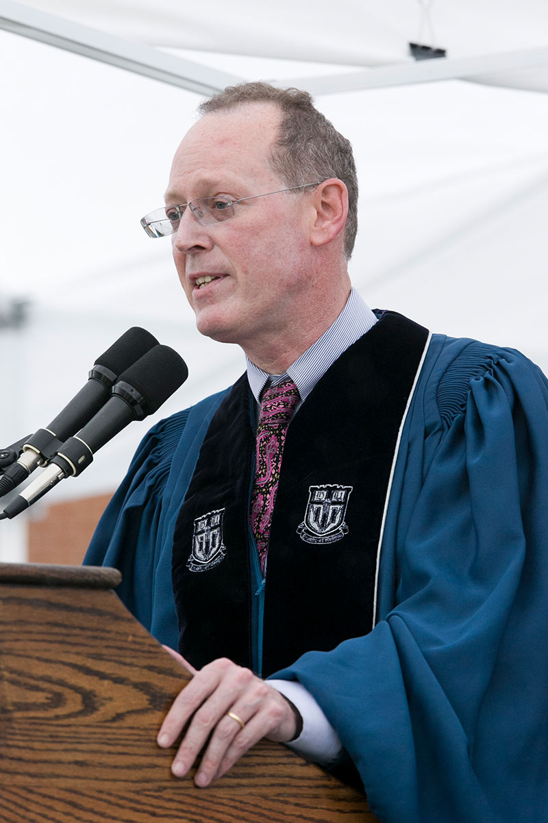 Paul Farmer speaking at 2015 Commencement